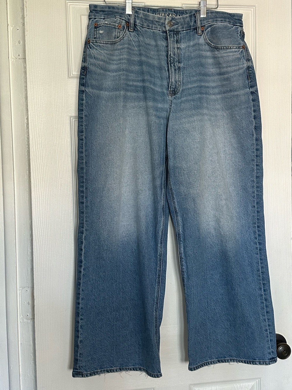 American Eagle Light Blue High-Rise Baggy Straight Jeans Sz 16S - EUC